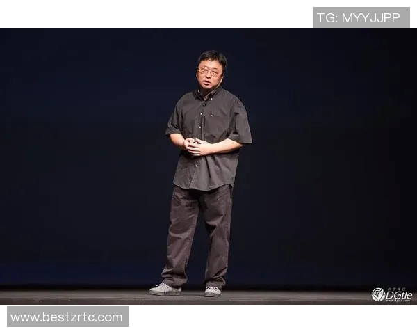 罗永浩心目中的足球偶像是谁他为何如此崇拜这位明星球员